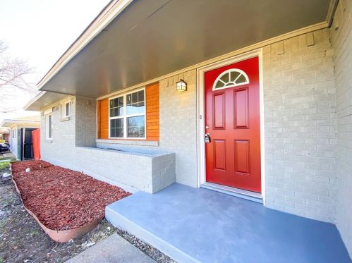 924 Deerwood Dr, Dallas, TX 75232-3818