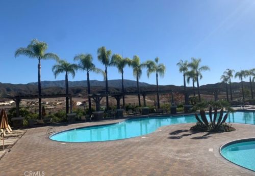 44260 Nighthawk Pass, Temecula CA  92592-1388 exterior