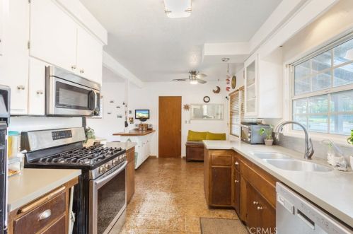 2597 Central Ave, Riverside CA  92506-3409 exterior