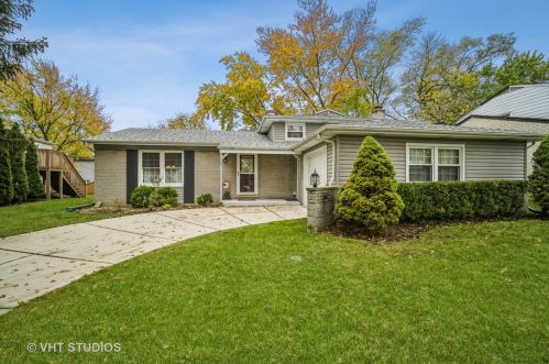 369 Anthony Rd, Buffalo Grove, IL 60089-4304