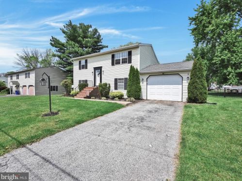 2413 Potomac Ave, York, PA 17408-4308