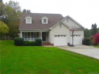 1705 Chesterfield Dr, Catawba Heights, NC 28012-8583