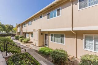122 Poppy Ct, Milpitas, CA 95035-5012