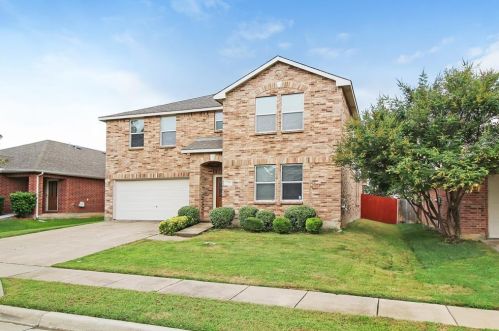 7628 Indigo Ridge Dr, Fort Worth, TX 76131-5108