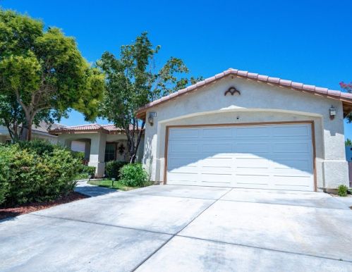 3527 Cooperstown Ave, Lancaster CA  93535-2429 exterior
