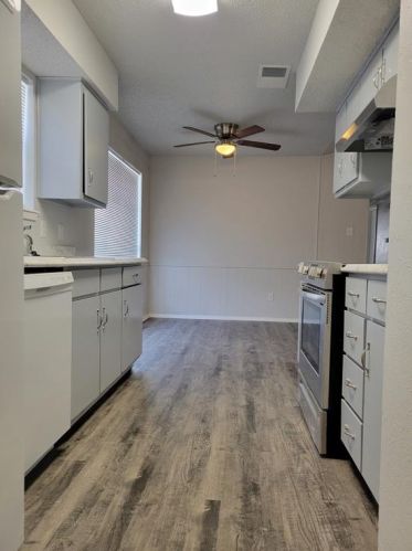 4833 Houghton Ave, Fort Worth TX  76107-6145 exterior