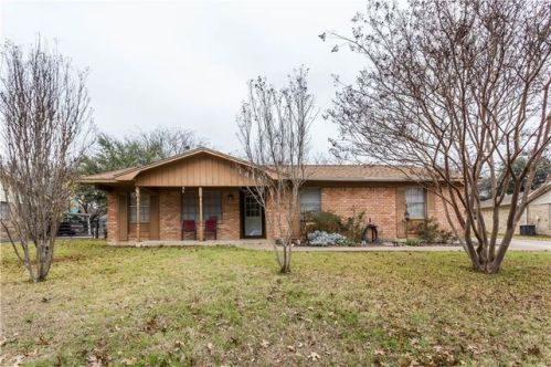 1415 Meadowlark Dr, Vaughan, TX 76645-2336