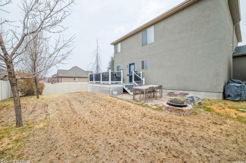 7617 4770, Taylorsville UT 84084-5508 exterior