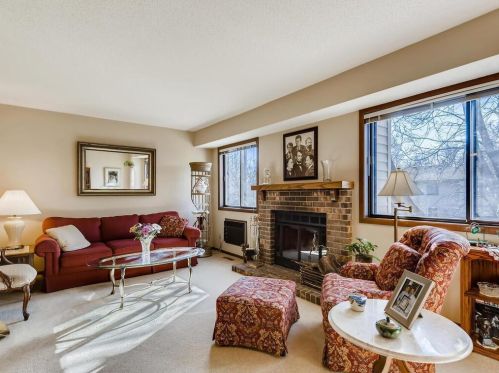 199 Bridlewood Dr, Saint Paul MN  55119-4669 exterior