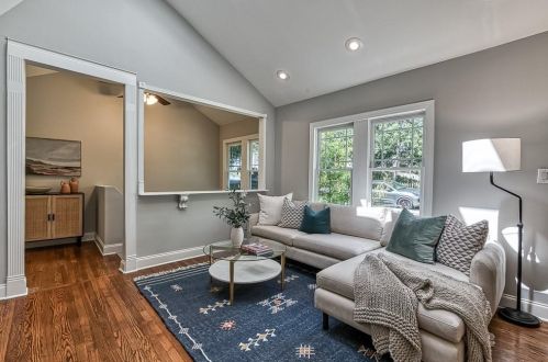 15 Bates Ave, Atlanta GA  30317-1301 exterior