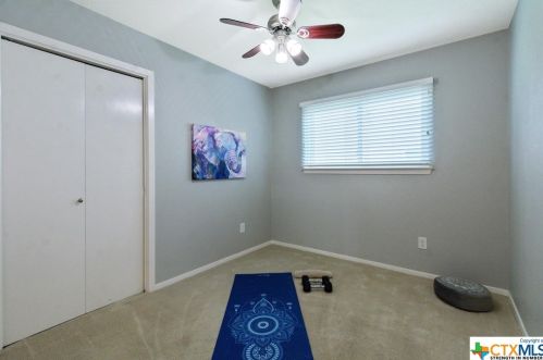 12215 Arrowwood Dr, Austin TX  78727-5868 exterior