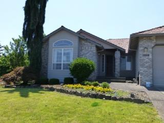 3908 Brittany Dr, Damascus, OR 97080