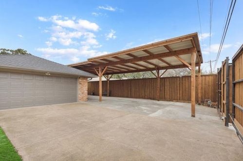 3225 Chapel Downs Dr, Dallas TX  75229-5834 exterior