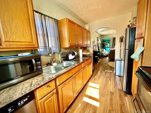 2038 6th Ave, Greeley CO  80631-7106 exterior