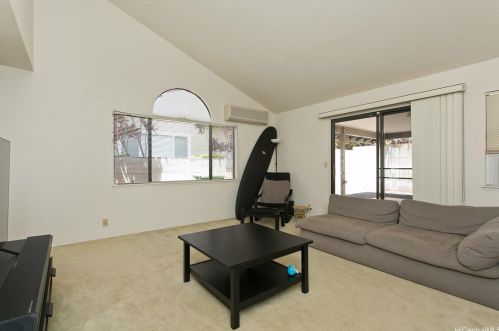 94-1050 Akaku St, Mililani, HI 96789-2575