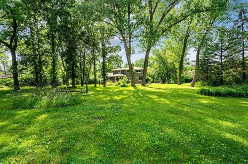 1717 Cambridge Ave, Homewood, IL 60422-2129