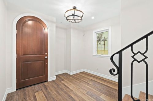 318 California St, Arcadia, CA 91006-3700