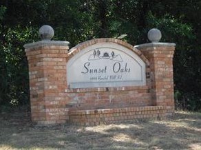 6632 Canyon Oak Dr, Fort Worth, TX 76112-1161