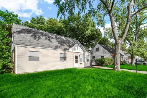 2389 Wilson St, Gary, IN 46404-3246