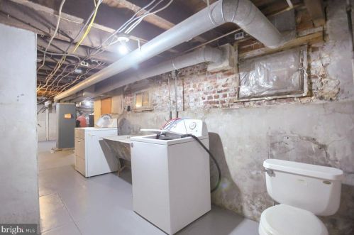 351 Ross St, Lancaster PA  17602-1941 exterior