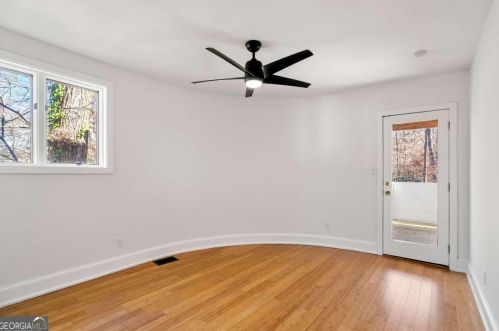 581 Harold Ave, Atlanta GA  30307-1743 exterior