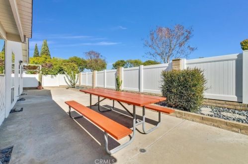 15242 Touraine Way, Irvine CA  92604-3150 exterior