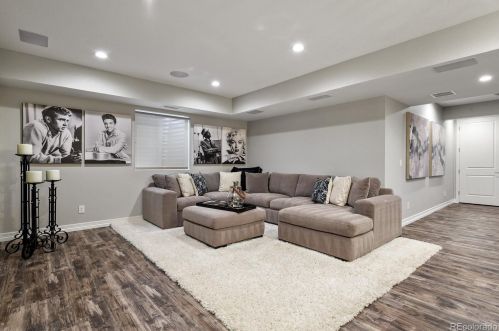 6374 Kewaunee Way, Aurora CO 80016-4310 exterior