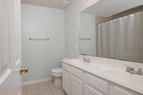 18 Westward Ridge Pl, Conroe TX  77384-5023 exterior