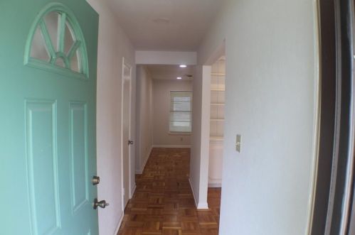 6620 Yolanda Dr, Fort Worth TX  76112-4128 exterior