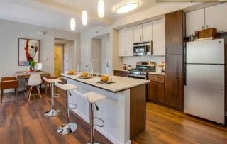 270 Fuller Ave, Los Angeles CA  90036-2808 exterior