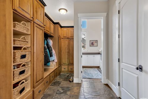 13 Wild Flower Dr, Alpine UT exterior