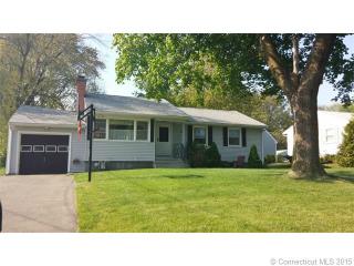 68 Barnard Dr, Hartford, CT 06111-1002