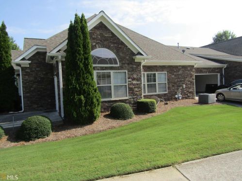 3301 Lindenridge Dr, Buford, GA 30519-7238