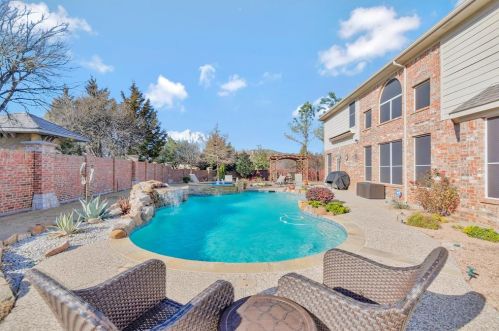 4321 Saginaw Ln, Carrollton TX 75010-1187 exterior