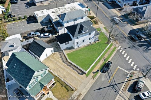 1415 Asbury Ave, Tinton Falls NJ 07712-5701 exterior