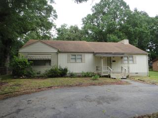 325 Coleman St, Eden, NC 27288-5533