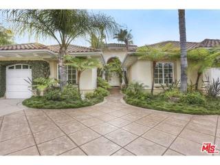 19361 Redbridge Ln, Los Angeles, CA 91356-5809