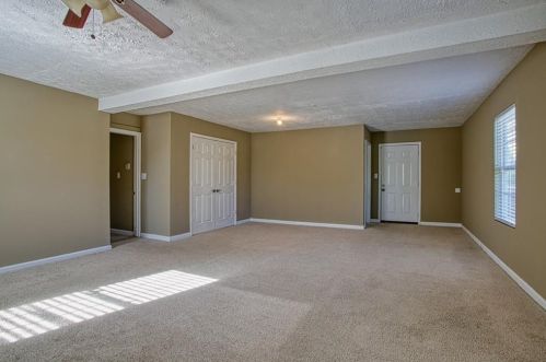 4072 Peachtree Farms Rd, Rex GA  30273-1380 exterior