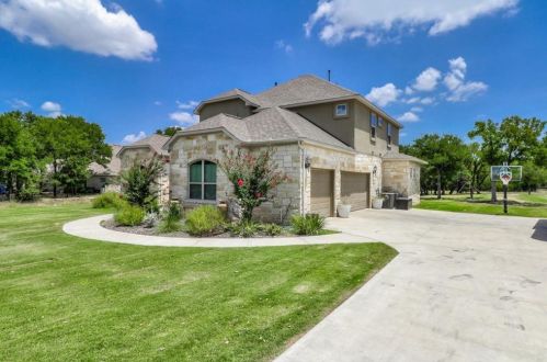 105 Majestic Oak Ln, Georgetown, TX 78633-2035