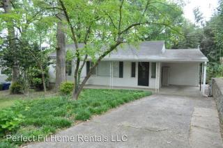 1871 Woodland Hills Ave, Atlanta GA  30318-3063 exterior