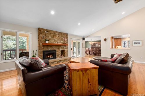 6068 Clinton Ct, Englewood CO 80111-5217 exterior