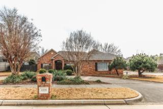 4228 Harrogate Dr, Norman, OK 73072-3938
