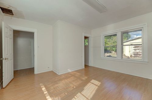 811 Maple St, Glendale CA  91205-1826 exterior