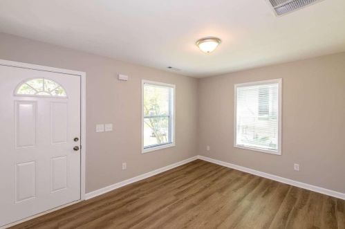 1864 Center Ave, Atlanta GA  30344-4656 exterior