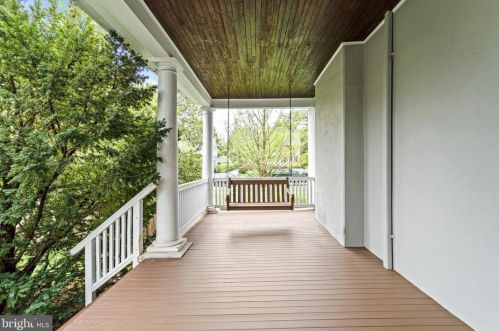 8 Princeton Ave, Princeton NJ  08540-5236 exterior