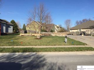 7009 162nd Ave, Omaha, NE 68136-1073