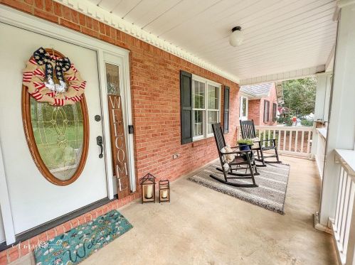305 Riverbend Dr, Mcdonough GA  30252-4108 exterior