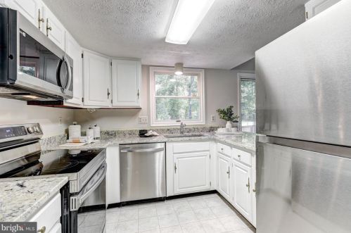 9022 Scotch Pine Ct, Columbia, MD 21045-2355