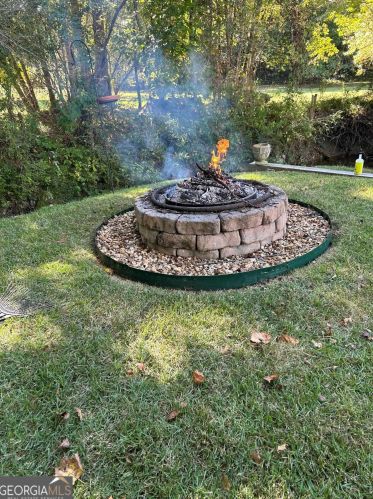483 Elkmont Trl, Cleveland, GA 30528-2979