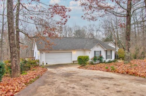 105 Amicalola Trl, Dahlonega, GA 30533-5656